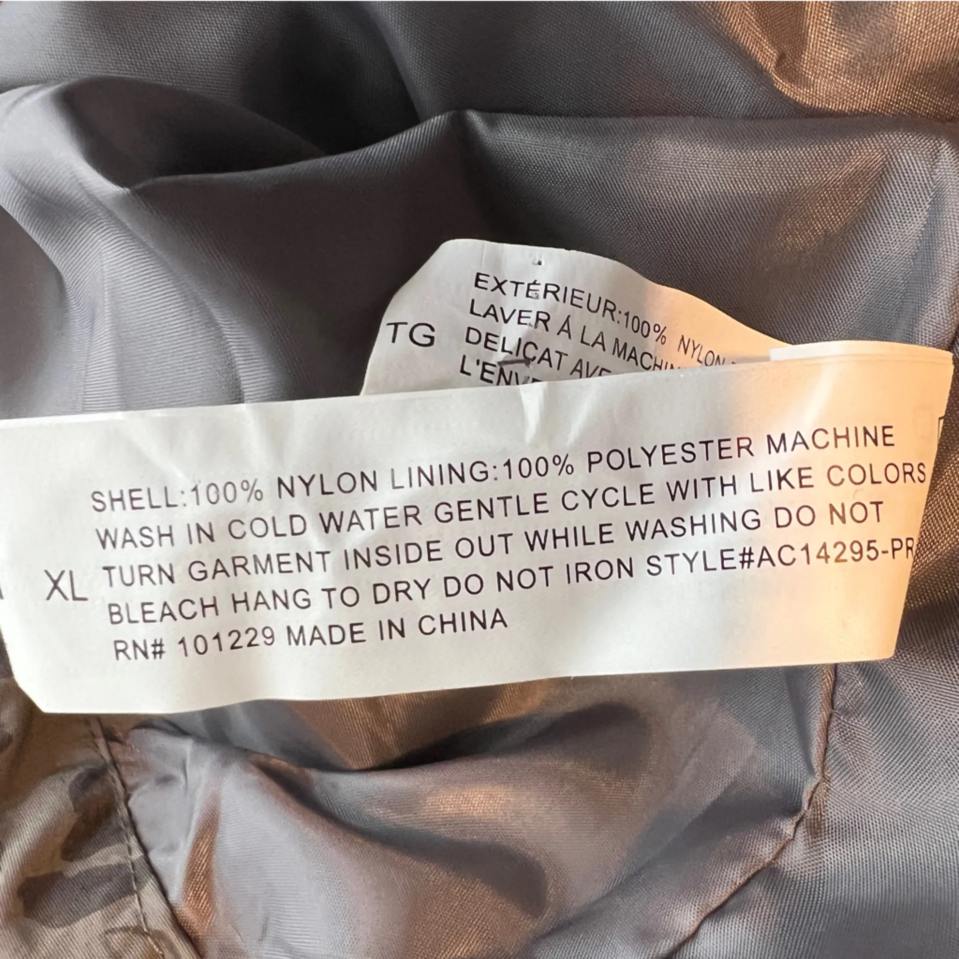 Ashley By 26 International Utility Collection XL Hooded Rain Jacket W/Pockets - Image 9