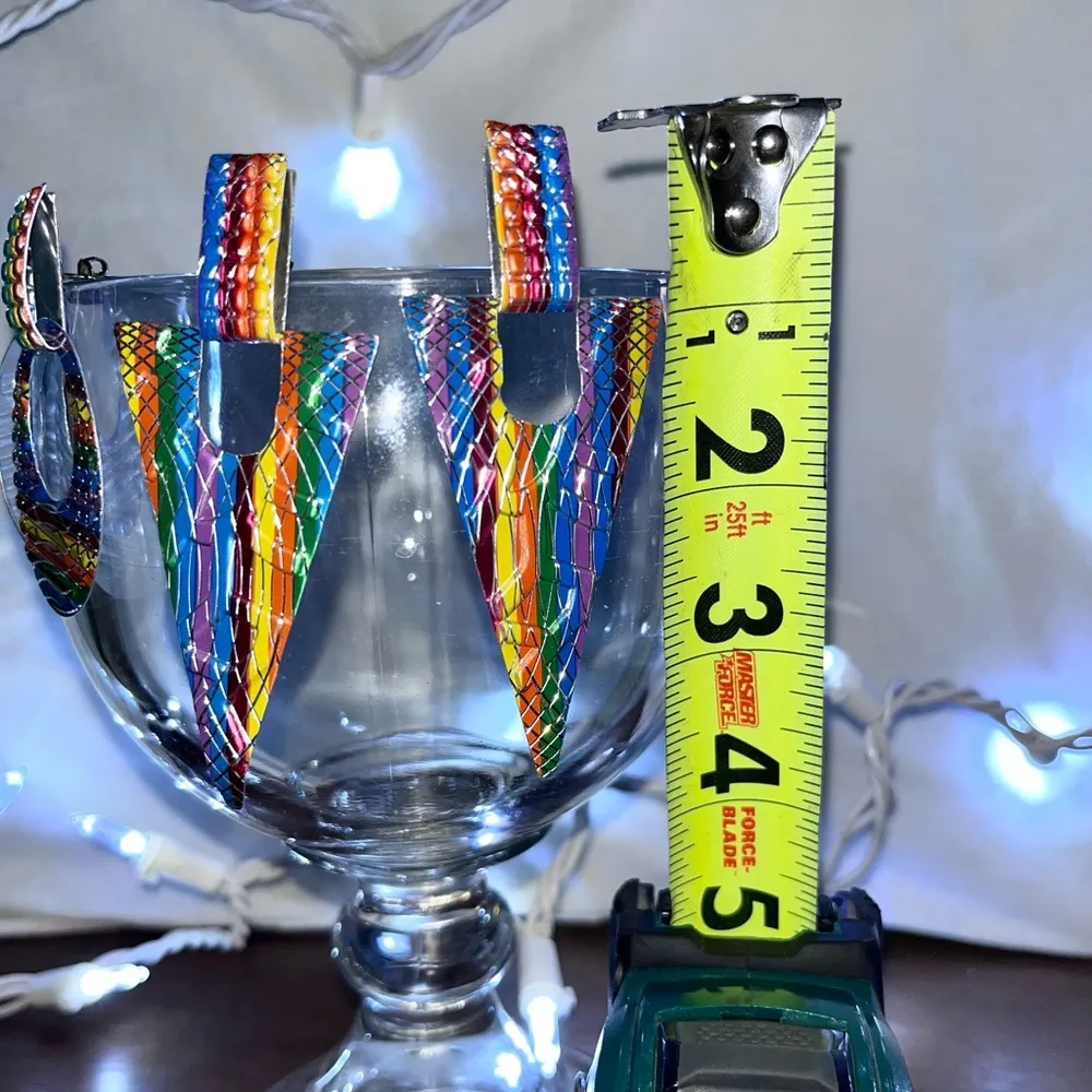 2 Pairs Vintage Pride Rainbow Dangle Earrings Bundle - Image 4