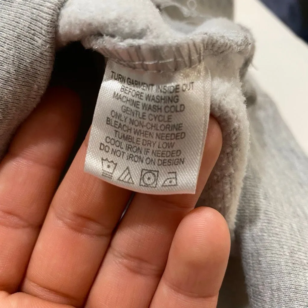 Disney Winnie the Pooh Sweatshirt XS | Floral Graphic Crewneck Gray - Image 6