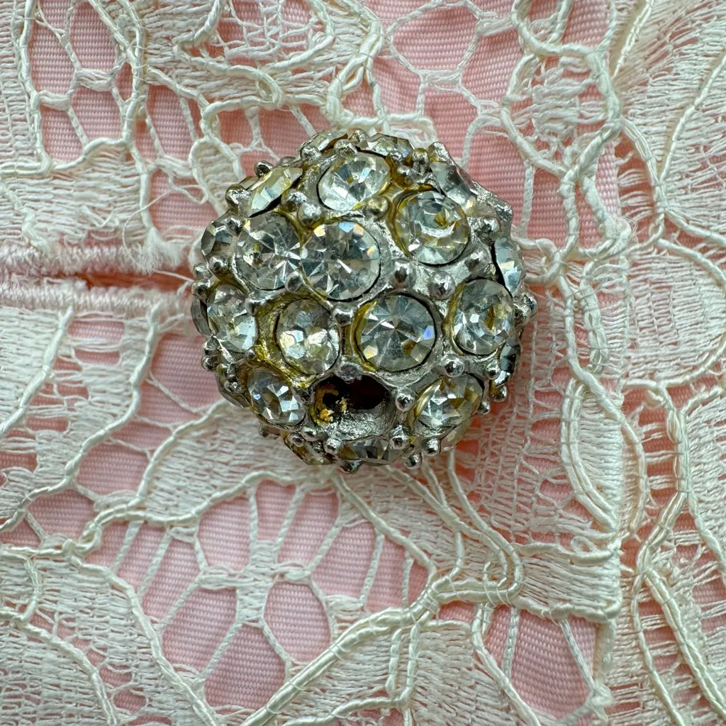 Vintage 80s Pink with Ivory Lace 2 Piece Set Dress & Long Jacket Beaded READ - Image 12