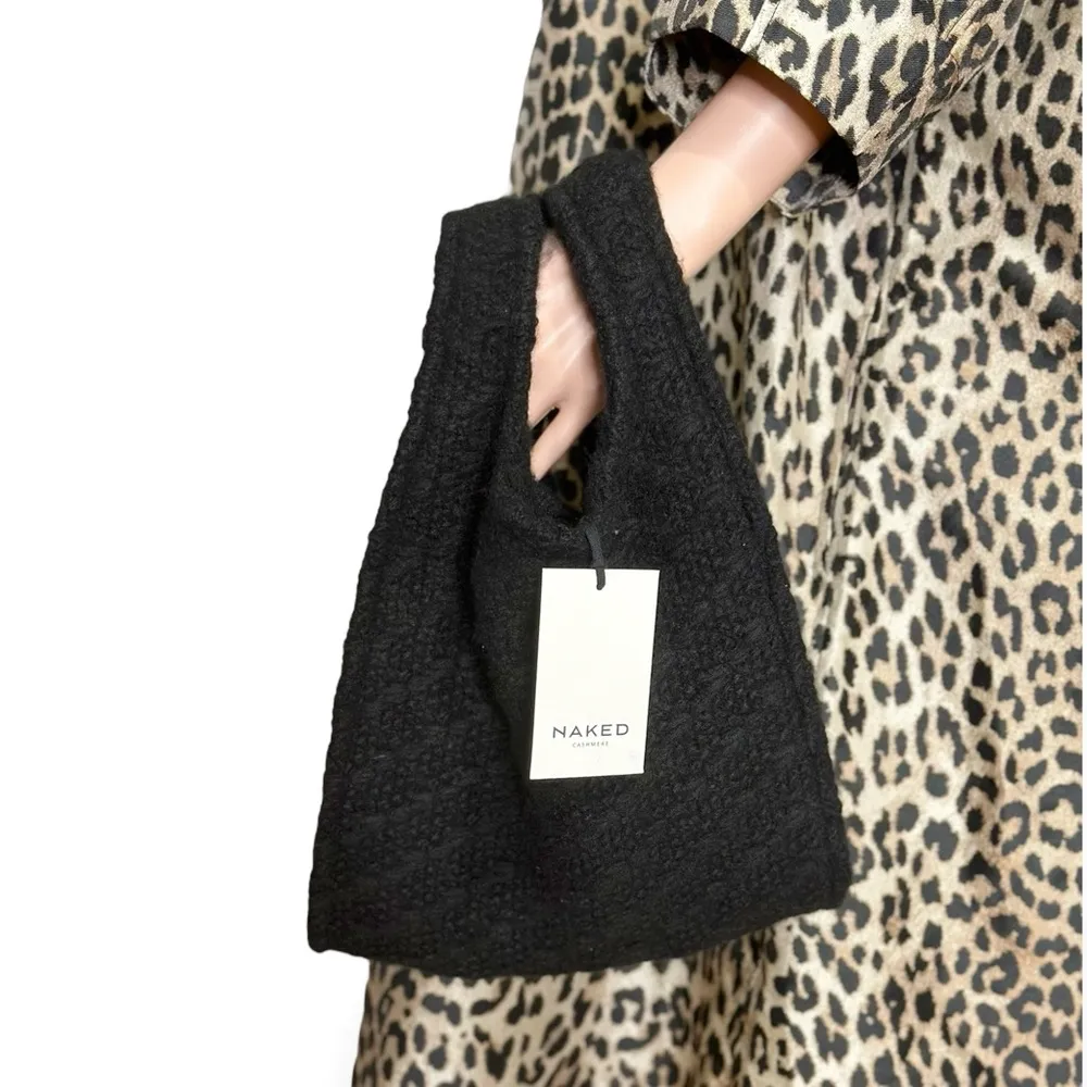 NAKEDCASHMERE Tabitha Cashmere Tote Bag - Image 6