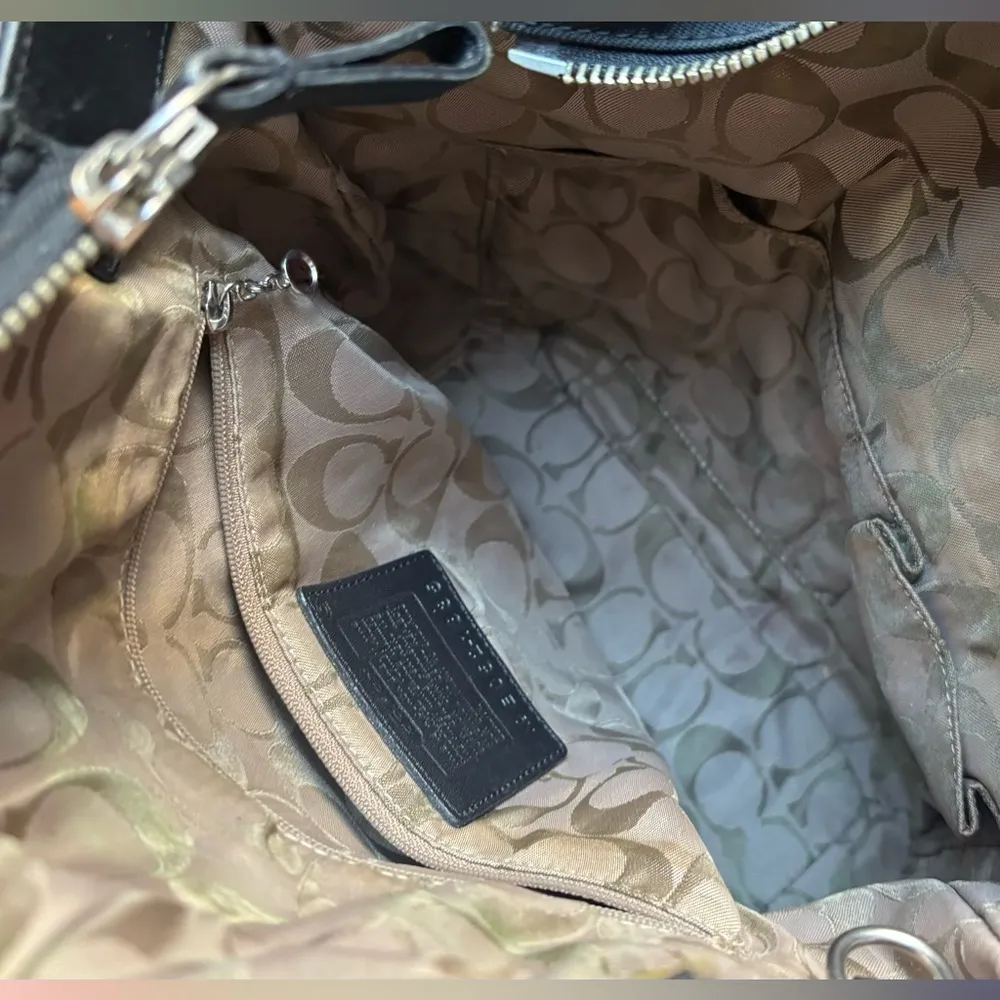 Authentic COACH 1941 (VINTAGE) leather/canvas zip top closure shoulder bag - Image 5