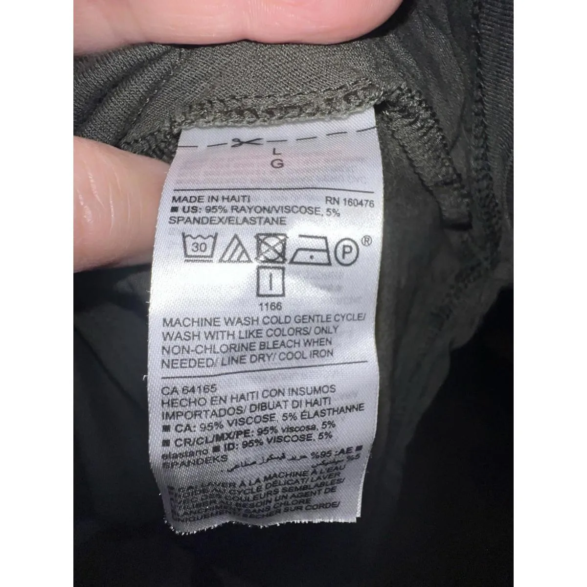 Old Navy Luxe V-Neck Short Sleeve T Soft Stretch Olive Green Basic Top Women’s L - Image 4