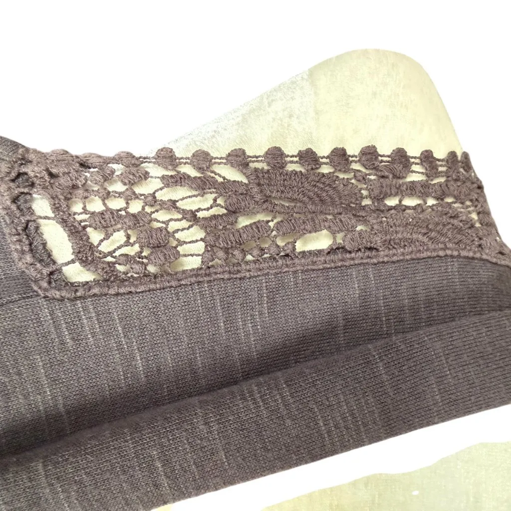 Rue21 women's XL grayish purple sleeveless open cardigan sweater lace back panel - Image 6