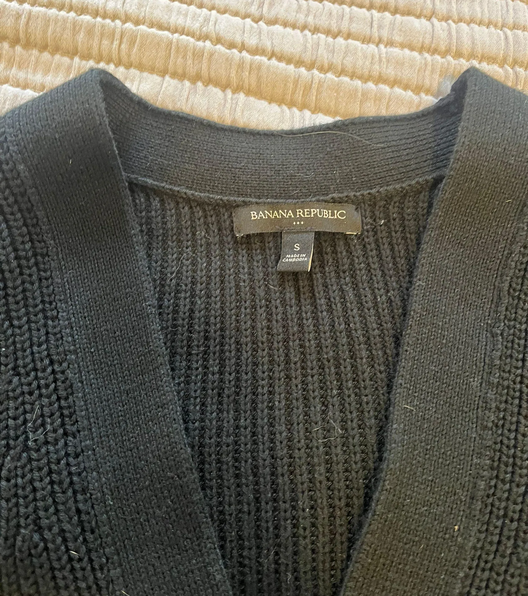 Cuffed Sleeve V Neck Button Up Sweater  - Image 3