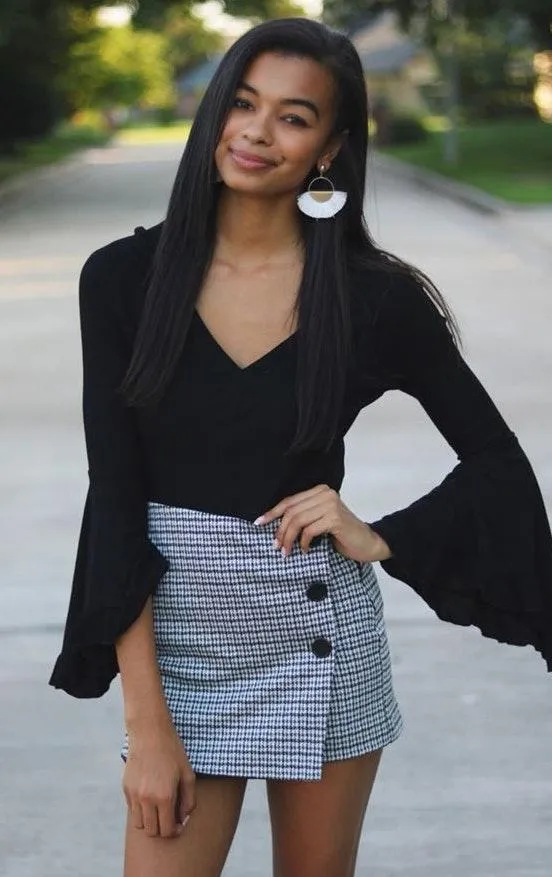 Black and White Plaid Skort Multiple Size M - Image 2