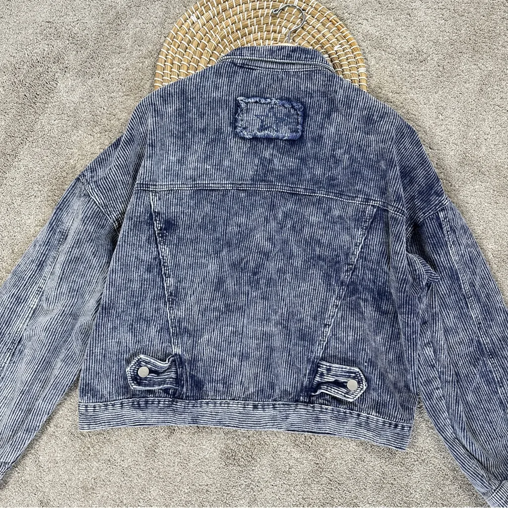 POL Women’s Corduroy Denim Button Down Trucker Jacket in Vintage Wash Blue M - Image 10