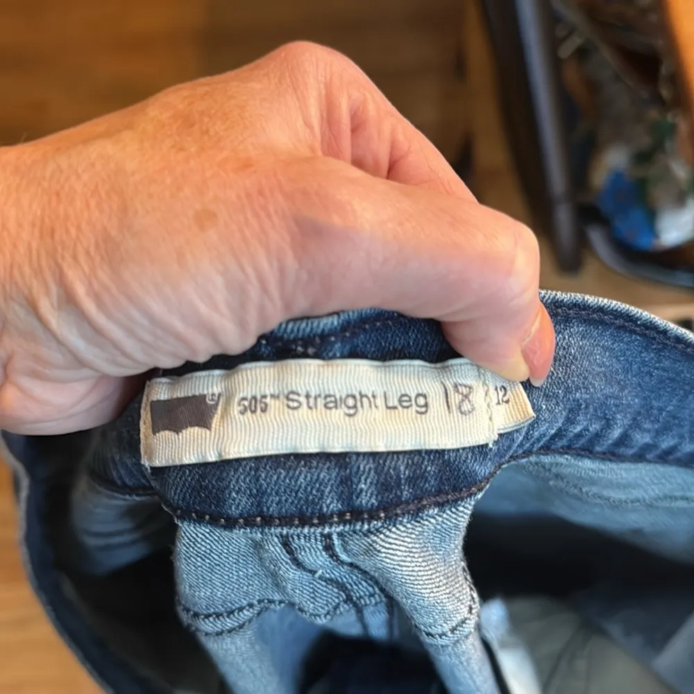 Women’s Levi Strauss 505 straight leg jeans - Image 6