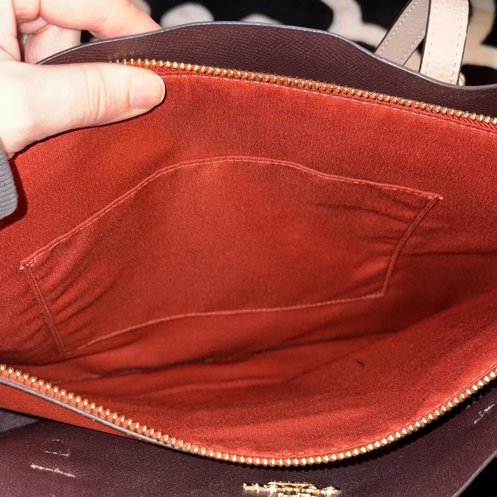 Coach Beige Leather Tote Bag - Image 5