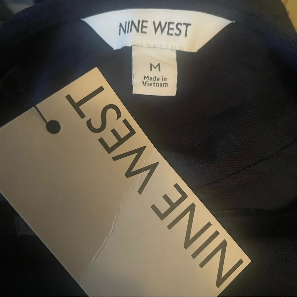 Nine West  sleeveless cropped wide leg jumpsuit - Image 6