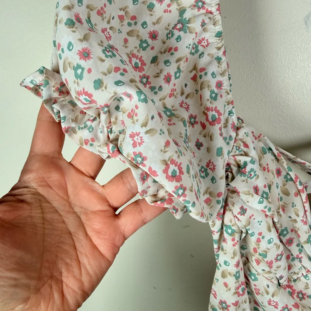 Kiss The Sky Floral Puff Sleeve Lace-Up Mini Dress - Image 4