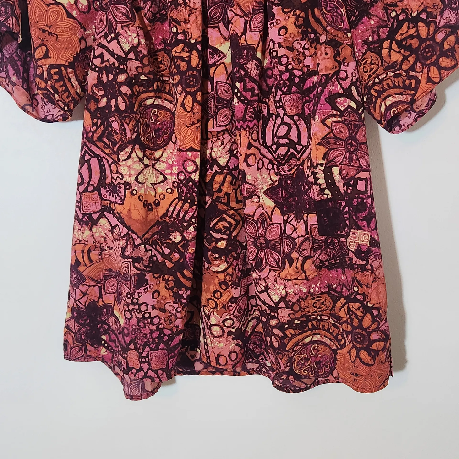 Maggie Barnes Pink and Purple Print Short Sleeve Top Size 0X 14/16 - Image 4