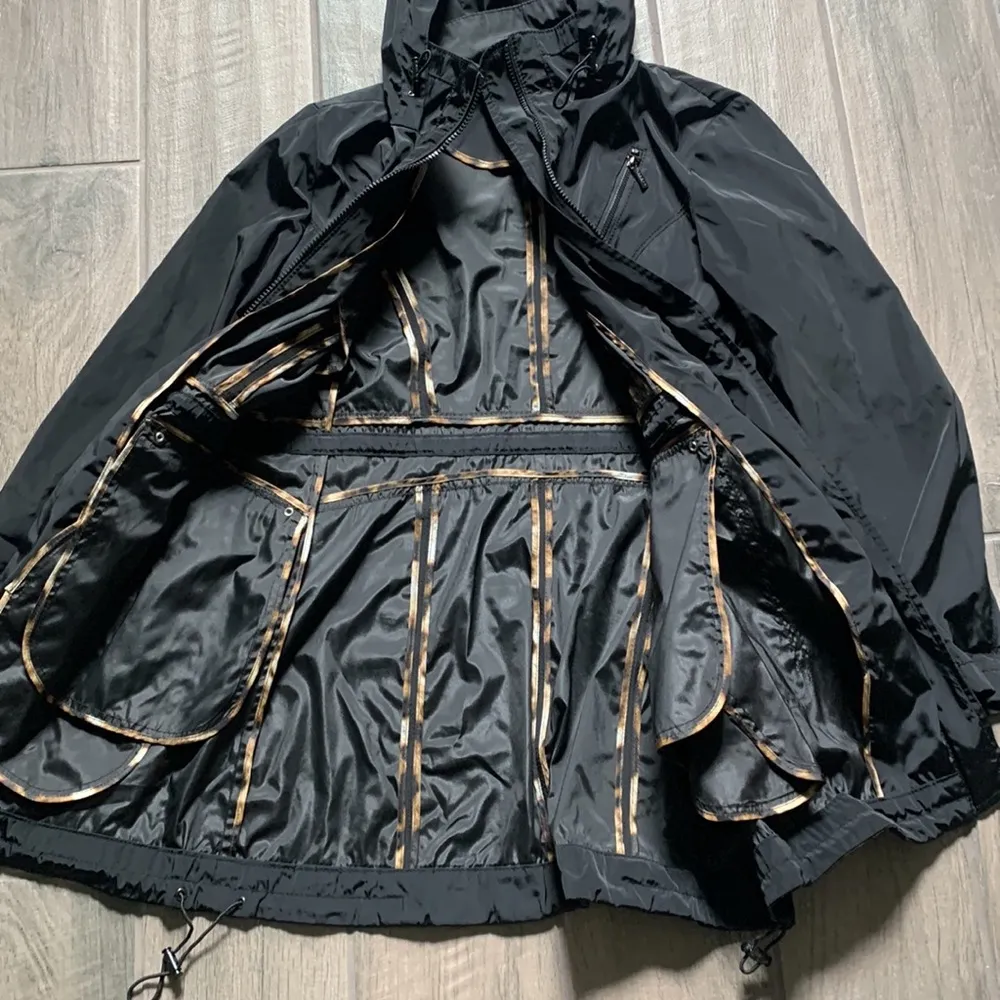 Laundry by shelli segal black raincoat - Image 4