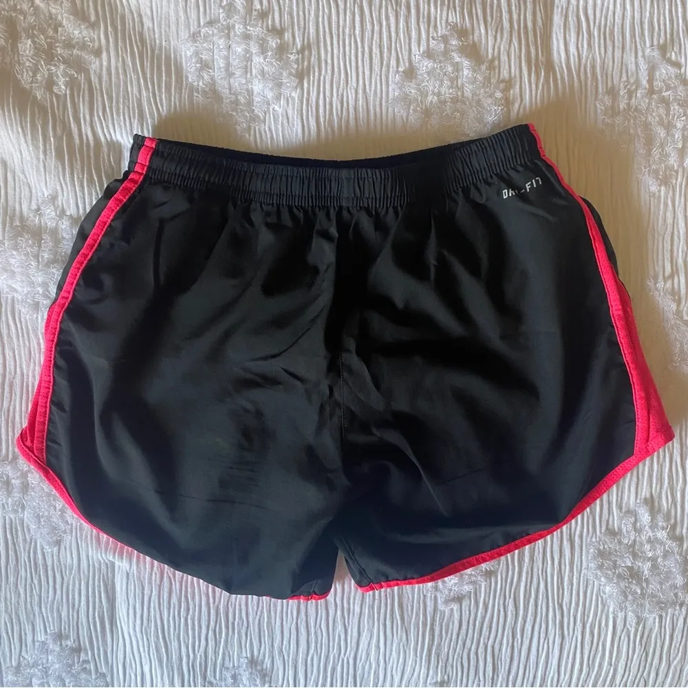 Dri-Fit athletic shorts with lining - Image 2