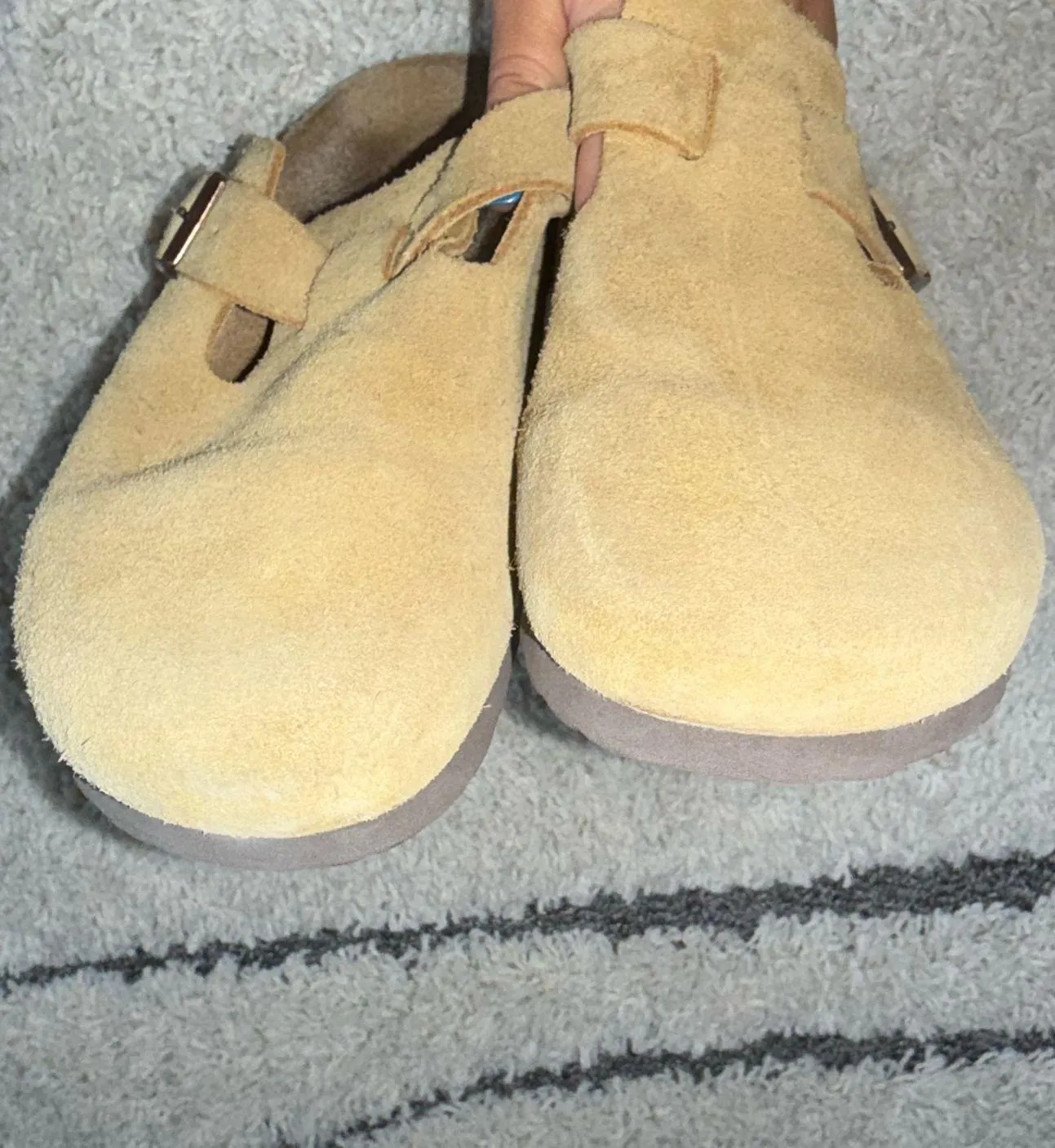 Birkenstock suede taupe clog slip on women’s 9 - Image 8