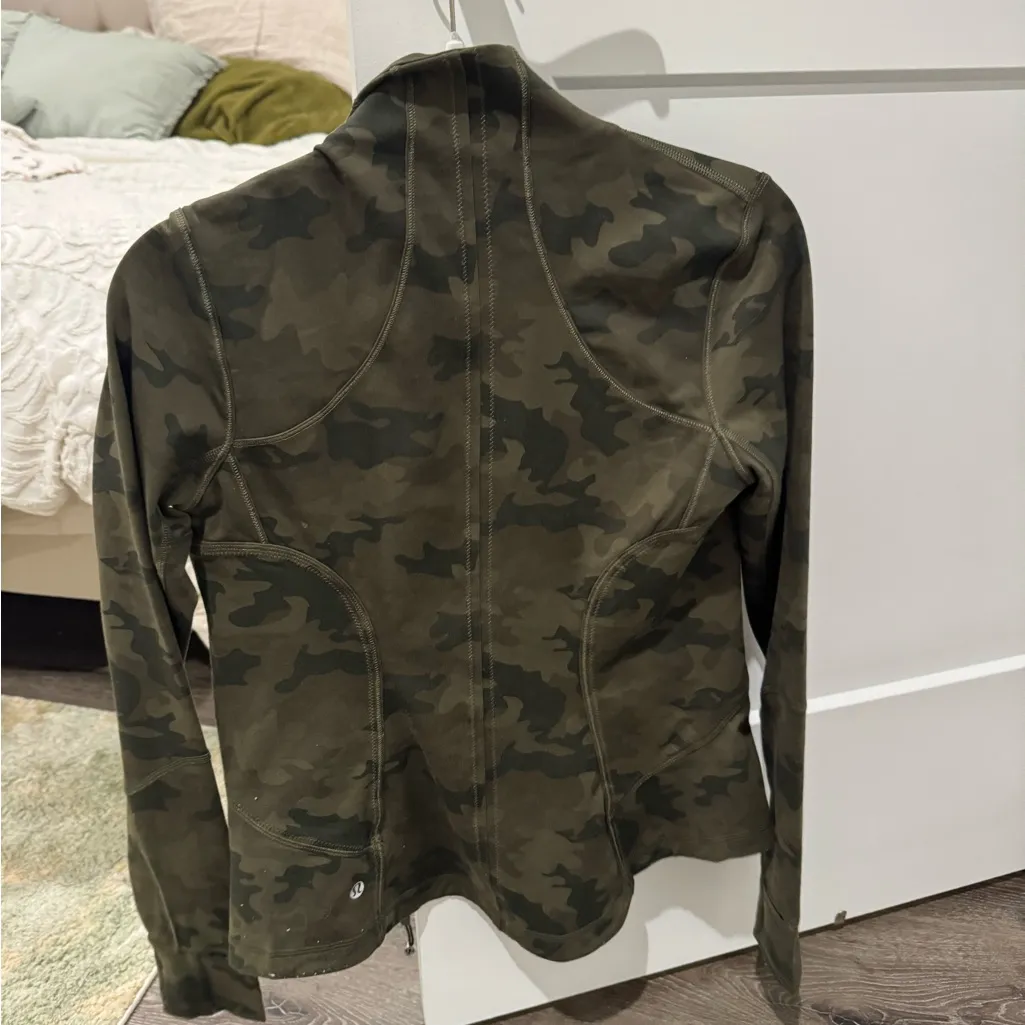 Lululemon  athletica Olive Camouflage Utility Jacket - Image 3