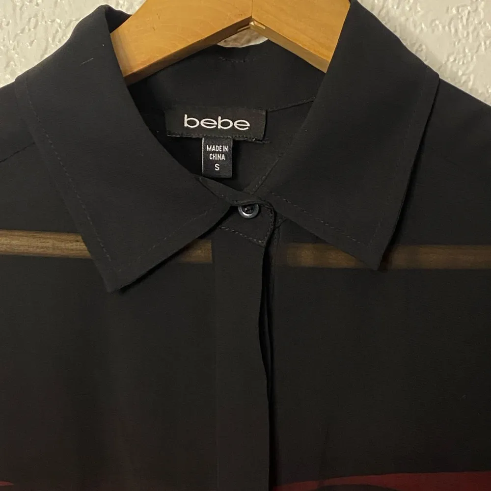 Vintage 2000s Bebe Black and Red Colorblock Blouse - Image 4