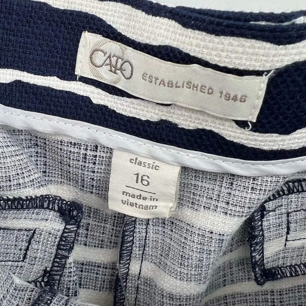 Cato shorts women's 16 classic blue white nautical stripe coastal sailor NEW - Image 8