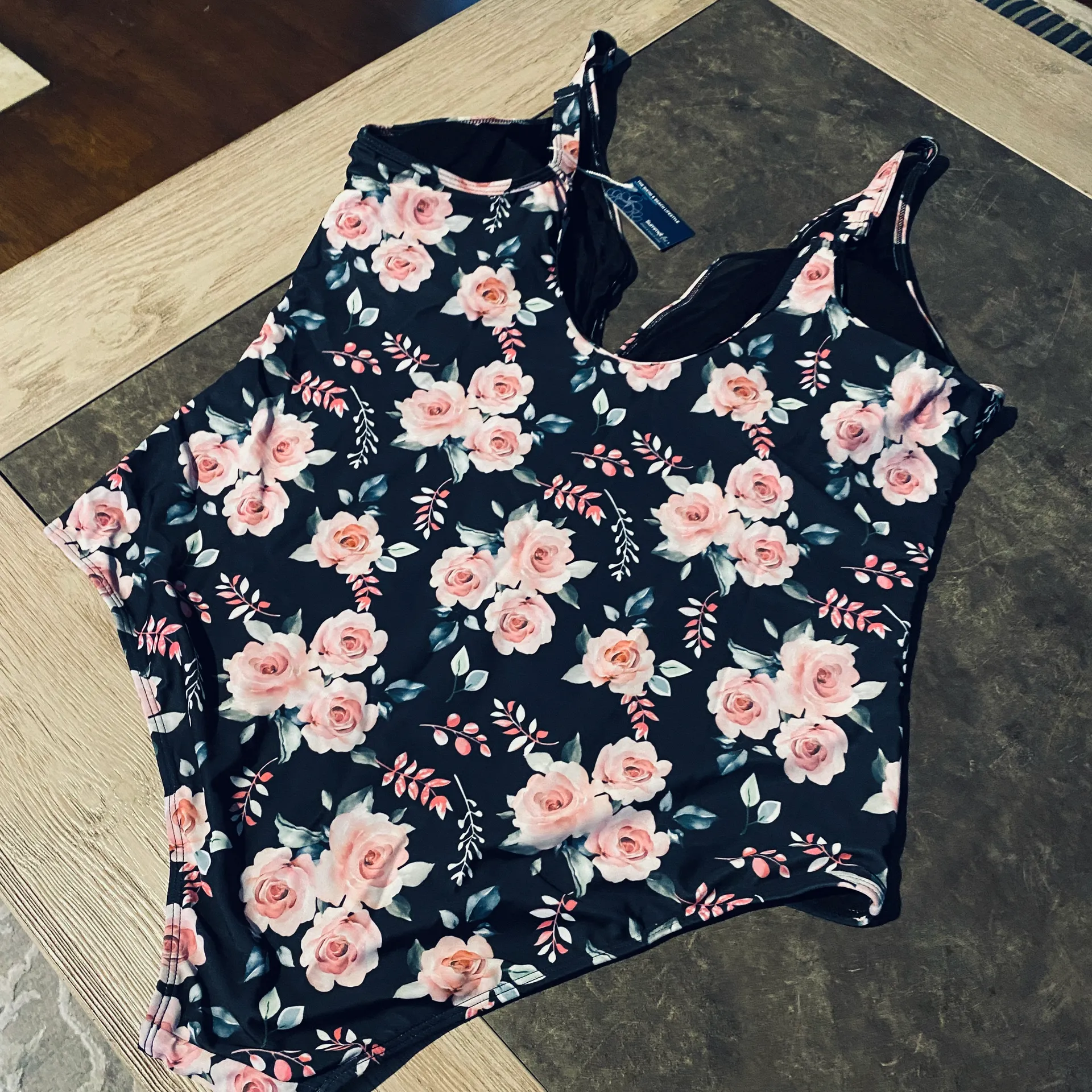 Summer Mae Plus Size V Neck  Swimsuits for Wom - Image 9