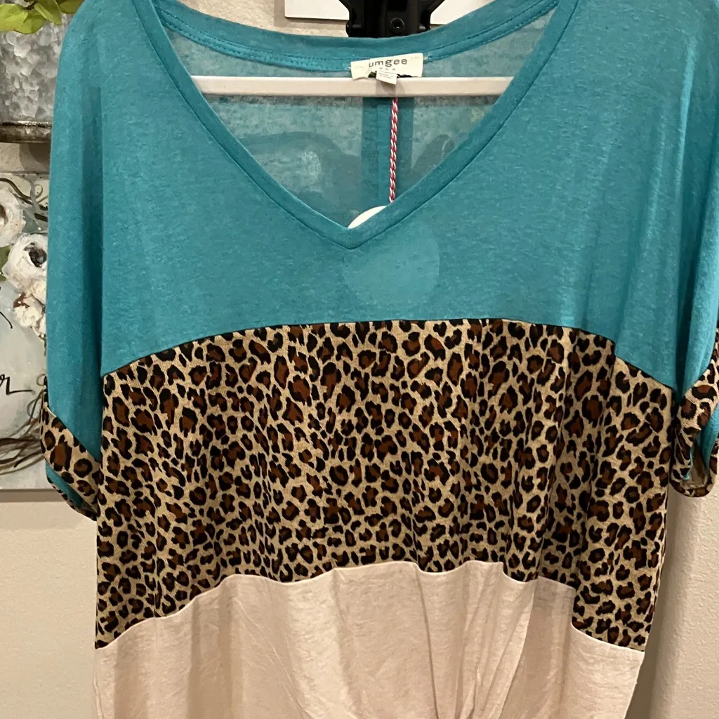 Umgee Teal Leopard Cream Color Block Top oversized - Image 5