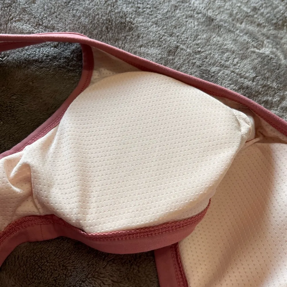 ROXY Women’s Padded Sports Bra Activewear Crop Top Athletic Sz S EUC - Image 6