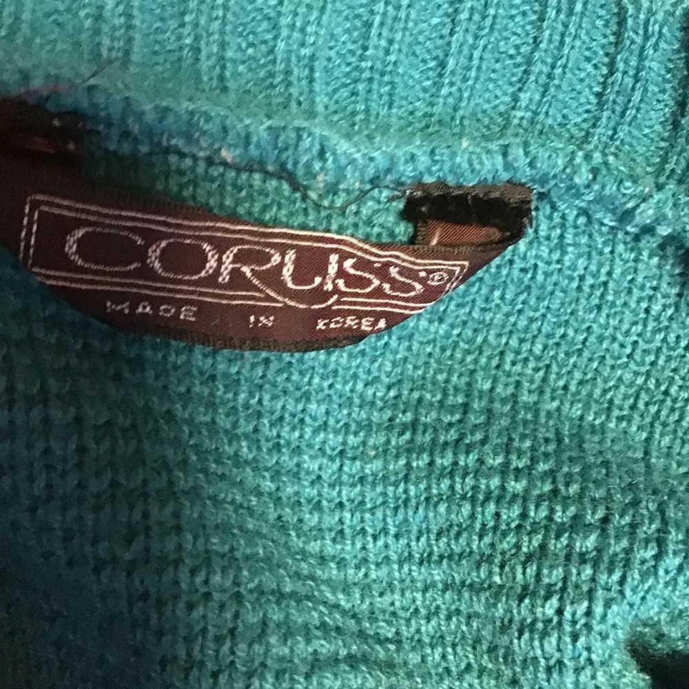 Vintage 70s v neck velour sweater - Image 2