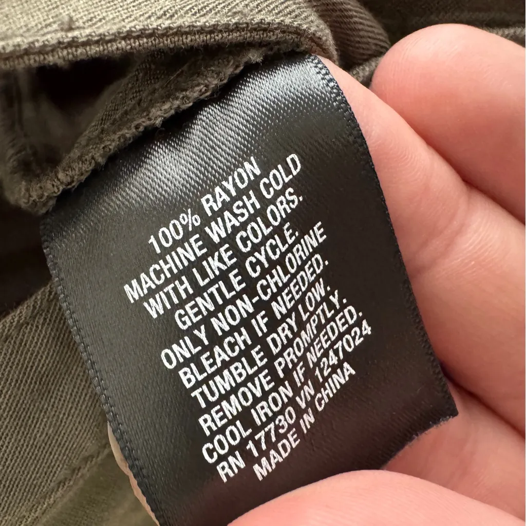 Mossimo green short sleeve romper size XS - Image 5