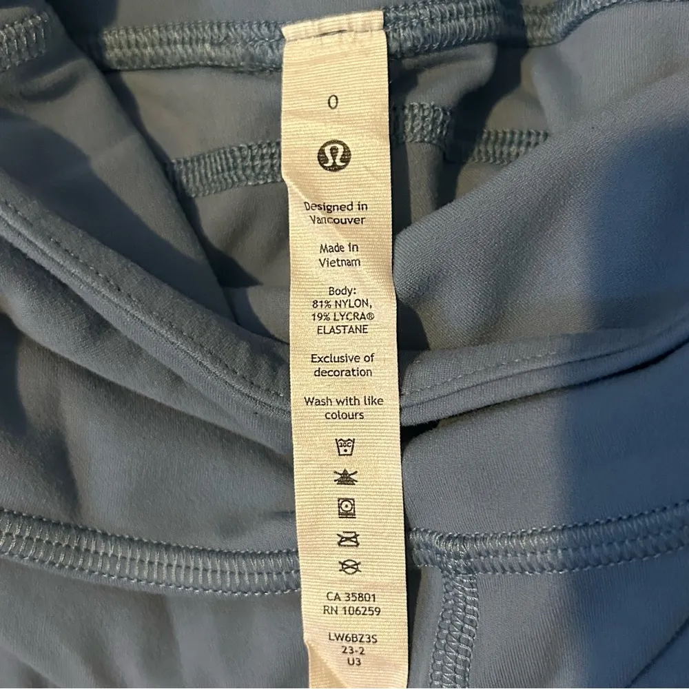 Groove Super-High-Rise Crop Water Drop Nulu Size 0 Leggings. - Image 10