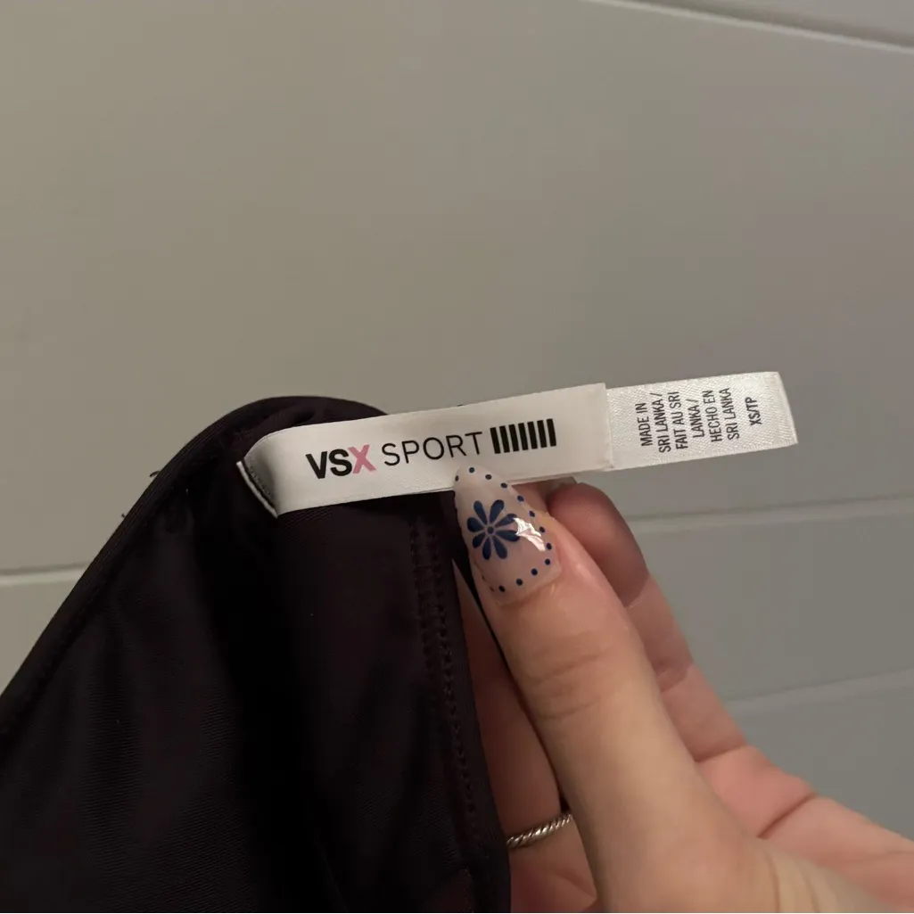 VSX Sport Black Strappy Back Sports Bra XS Athletic Workout Gym Yoga Fitness Size undefined - Image 3