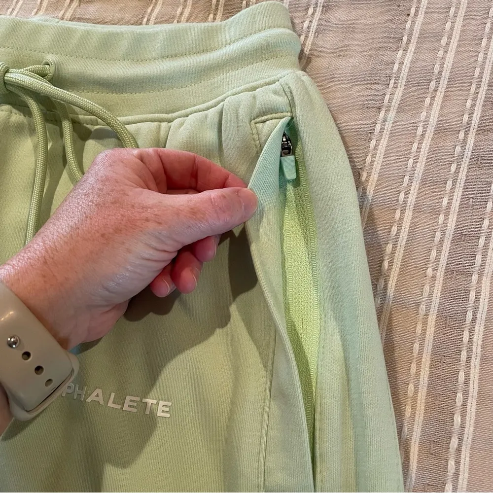 Essential Core Activewear Shorts Lime Green Extra Small NWOT - Image 5