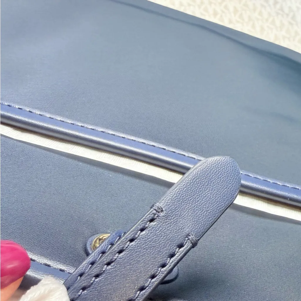 Michael Kors Navy Blue Tote Bag - Image 7