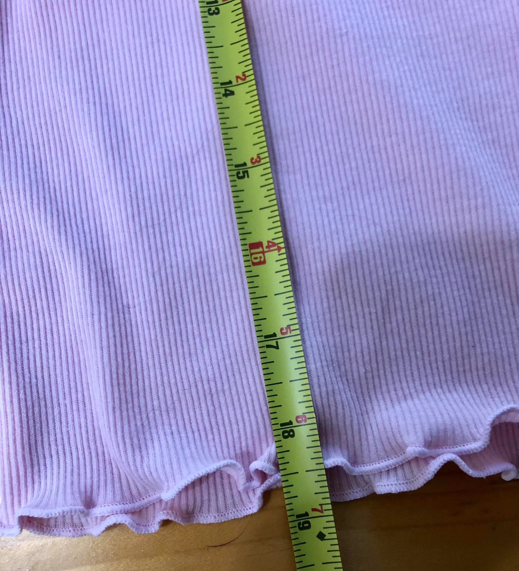 Clueless Bubble Gum Pink Tee NWOT Size L - Image 5