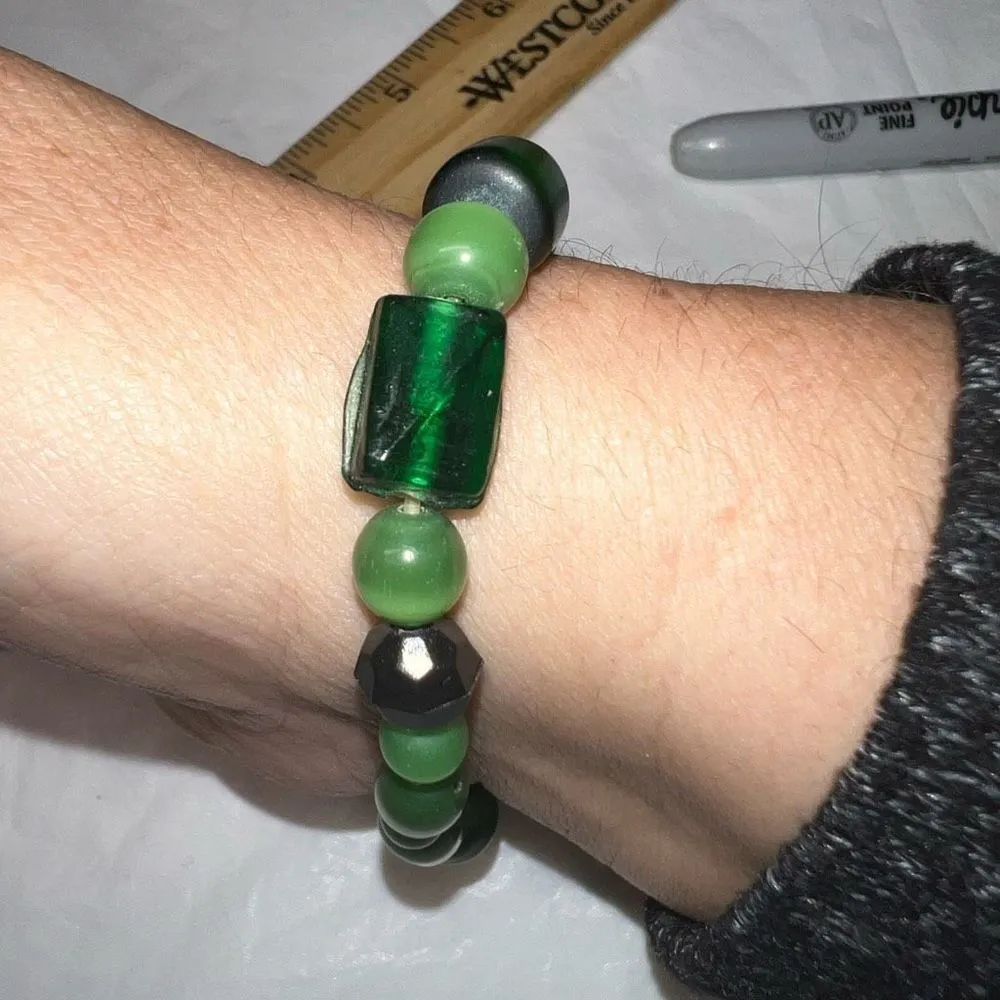 Green Art Glass Stretch Bracelet‎ Green - Image 3