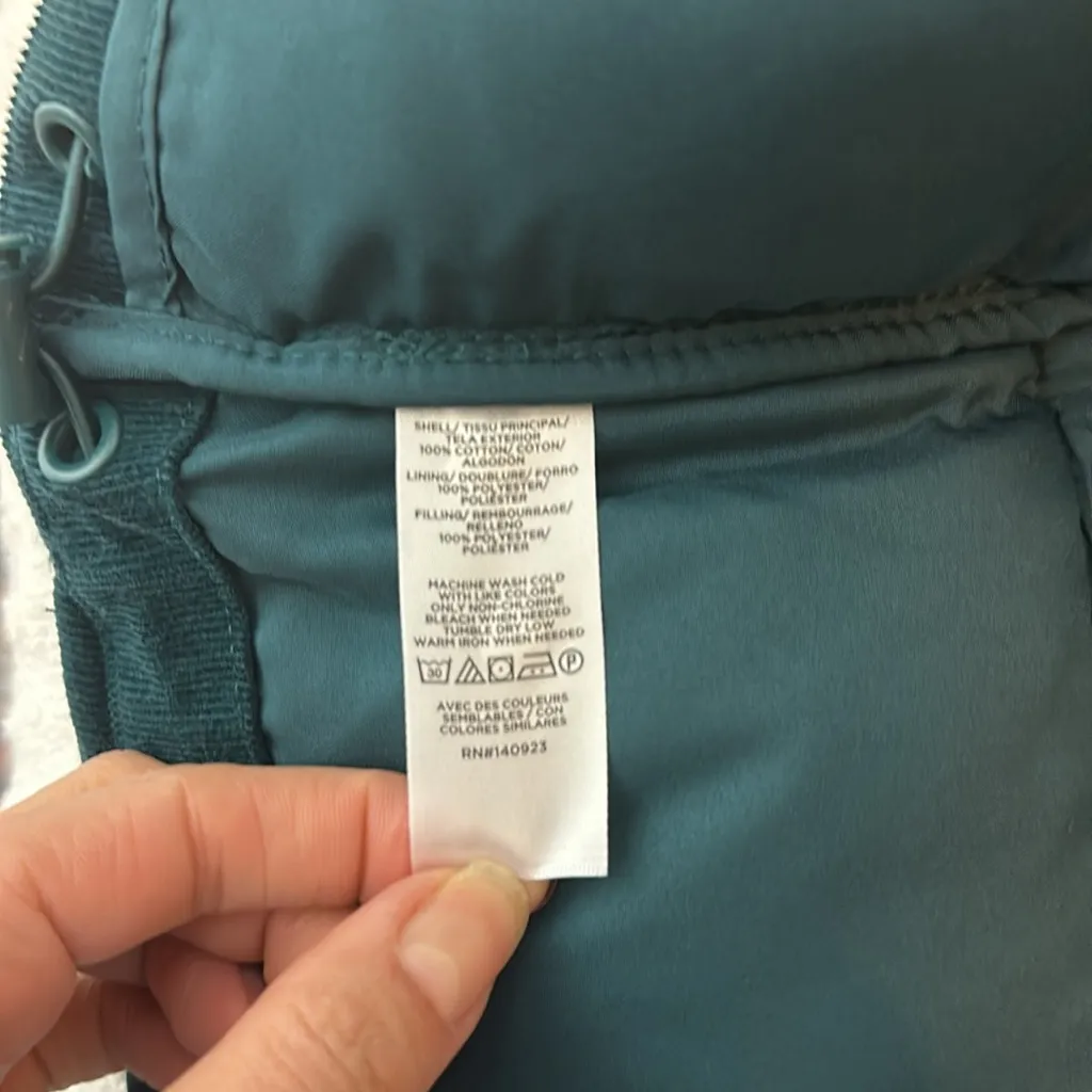 LOFT‎ Micro Corduroy Cotton Teal Sleeveless Puffer Vest Size Medium - Image 11