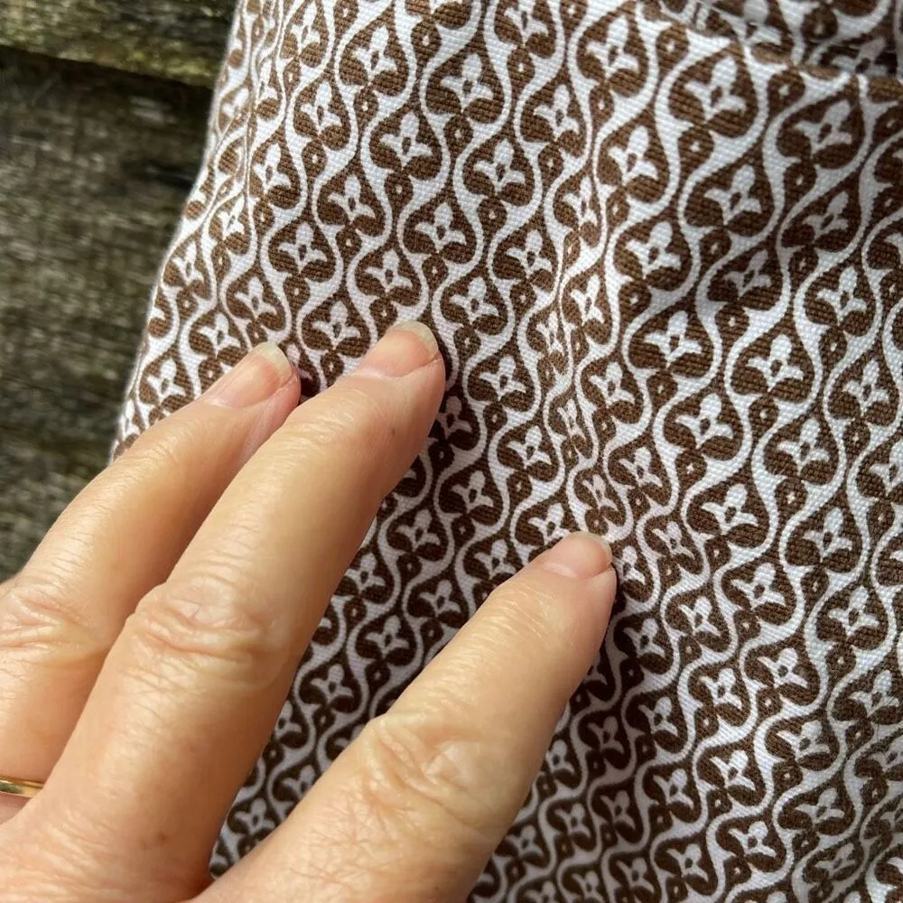 Talbots  size 16 tree foil design stretch shorts. - Image 5