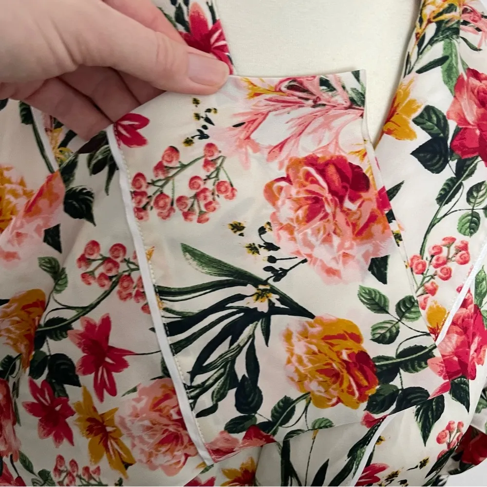 J Crew Robe Winter Garden Floral Botanical Eco Easy Luxe Pockets Red Pink Yellow - Image 3
