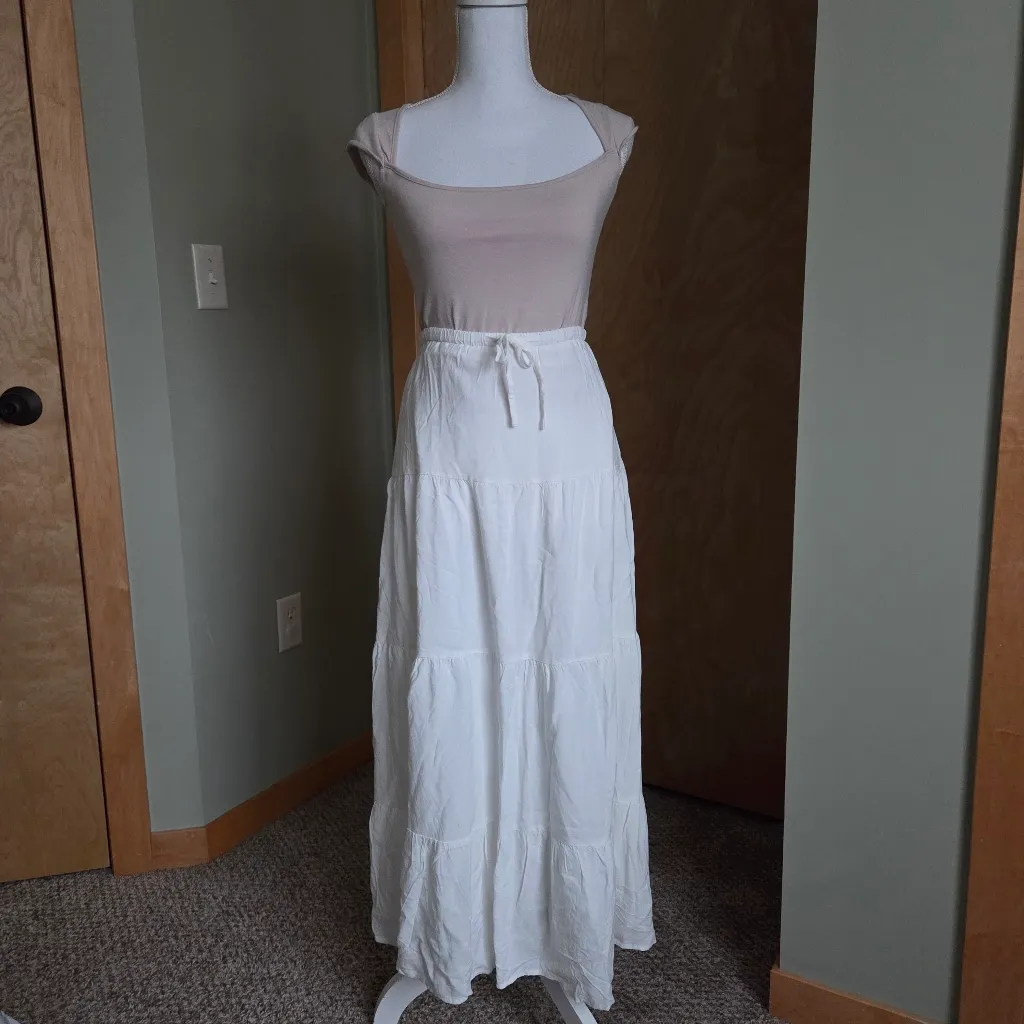 Brandy Melville White Tiered Maxi Skirt - Image 3