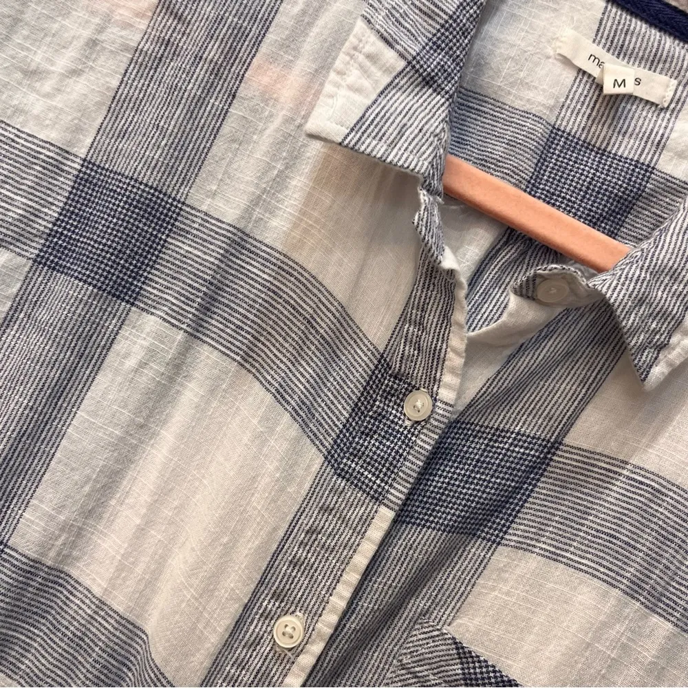 Maurices women's shirt white & blue plaid collar button up pocket sz Med… - Image 4