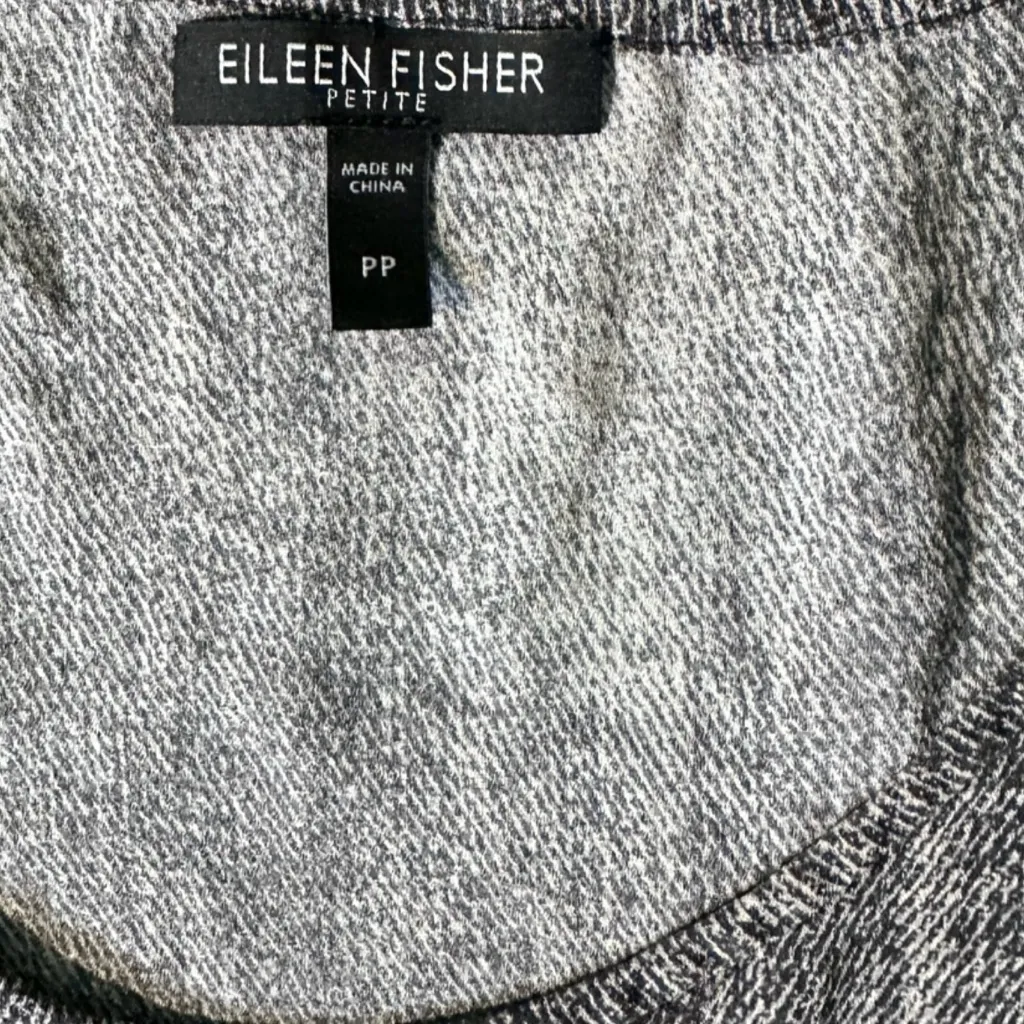 $258 Eileen Fisher Scoop Neck Hazy Printed 100% Silk Crepe Shell Top PP (2-4) - Image 6