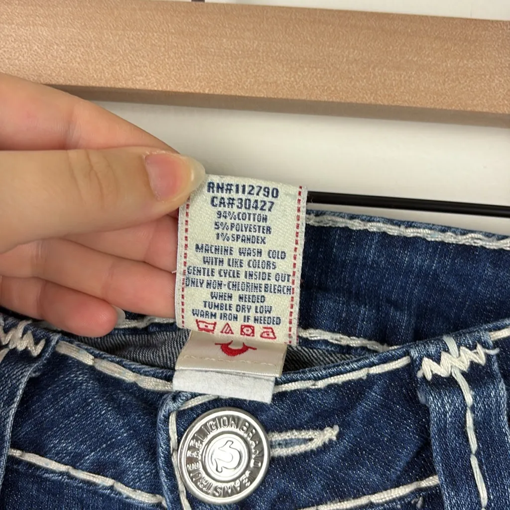 True Religion Straight Leg Boot Jeans Women’s Size 31 Mid Rise Dark Wash Denim - Image 4