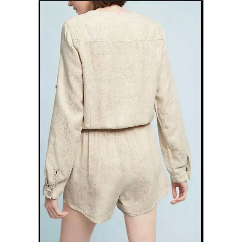 Cloth & Stone Dahl Romper Anthropologie snake print linen blend size small - Image 2