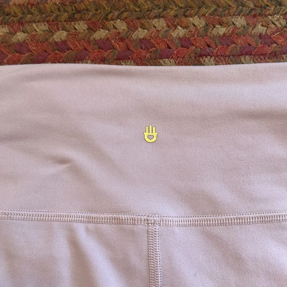 SPIRITUAL GANGSTER LIGHT PINK STRETCH BIKE SHORTS - Image 4