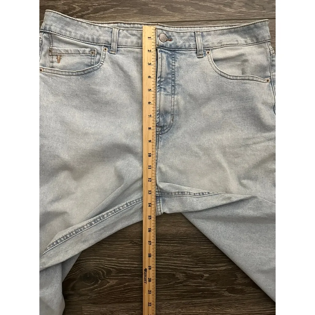 Frye Jeans High Rise Cuffed Crop Stevie Wash Denim Size 16/34 Inseam NWT - Image 3