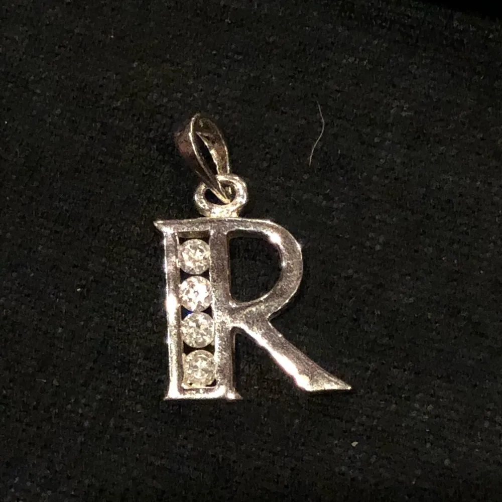 925 Silver ‘R’ Initial Pendant with Crystals - Image 2