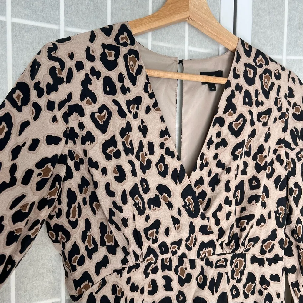 Tea romper in leopard print long sleeve romper size 10UK - Image 5