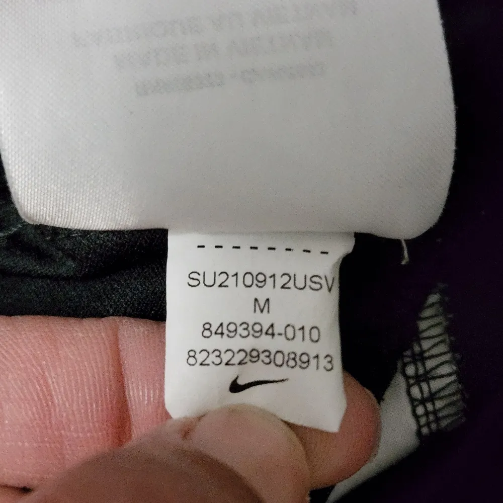 Nike 10K Classic Running Shorts Black White Size Medium - Image 12