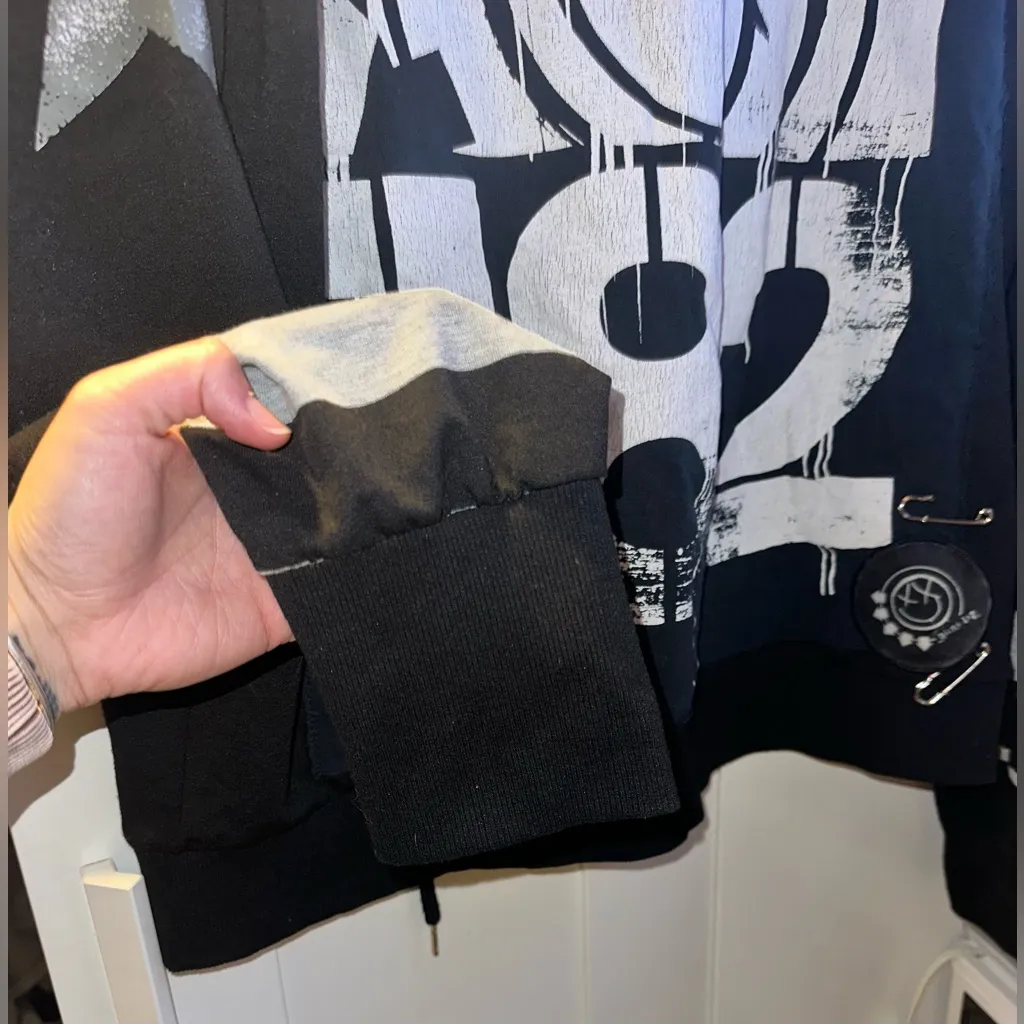 Vintage Blink 182 Reworked Zip Up Black Size undefined - Image 8