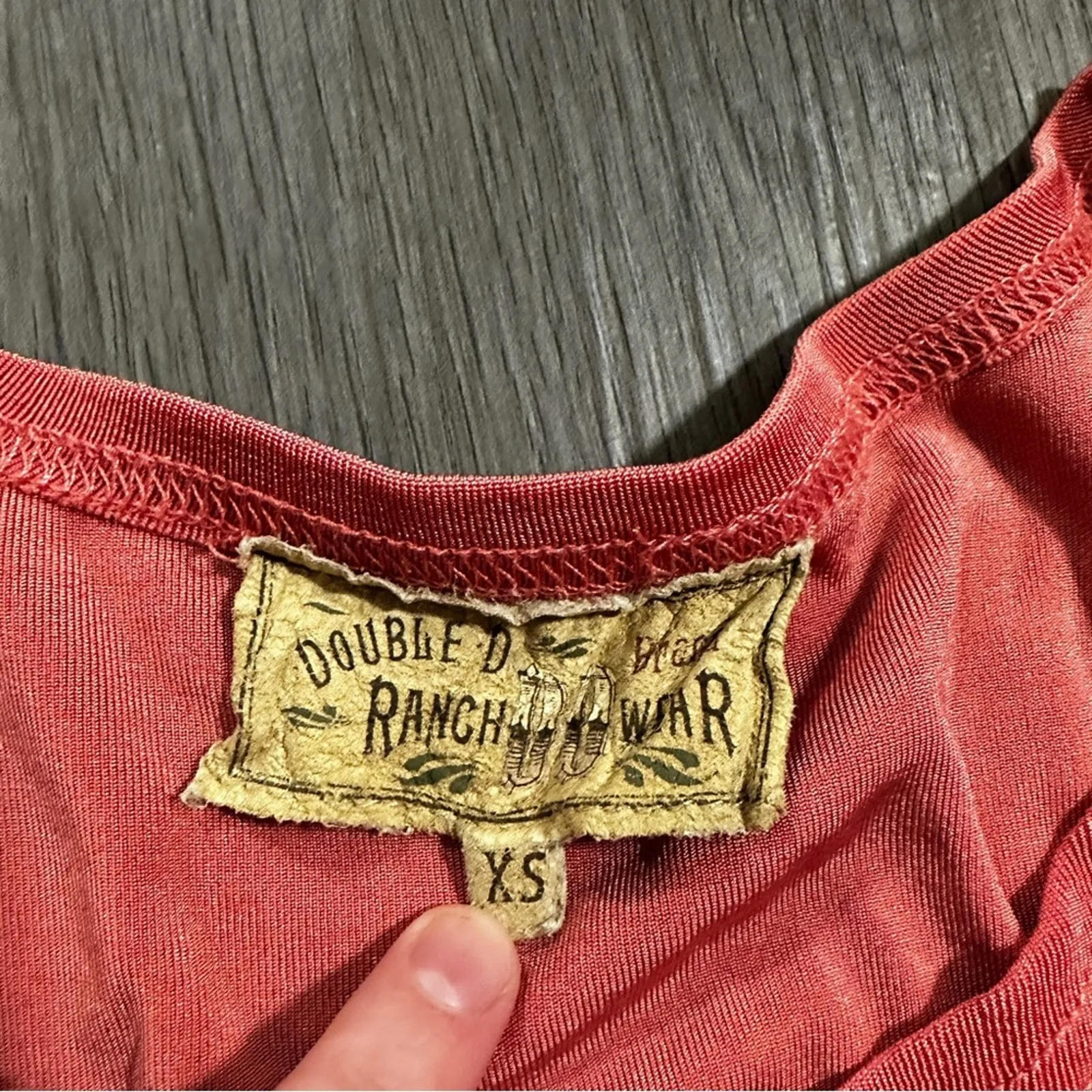 Double D Ranch‎ Coral Pink Short Sleeve Basic Tee Shirt Size XS - Image 5