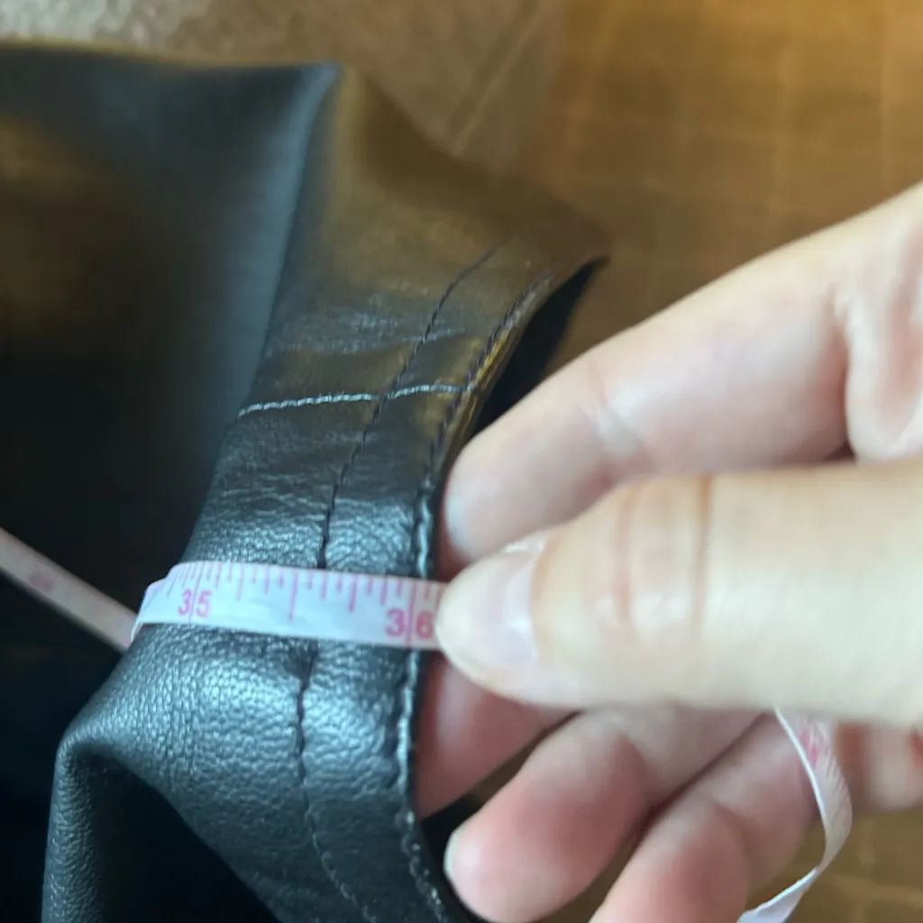 Sophisticated Black Leather Jacket w/Gold Buttons - Image 12