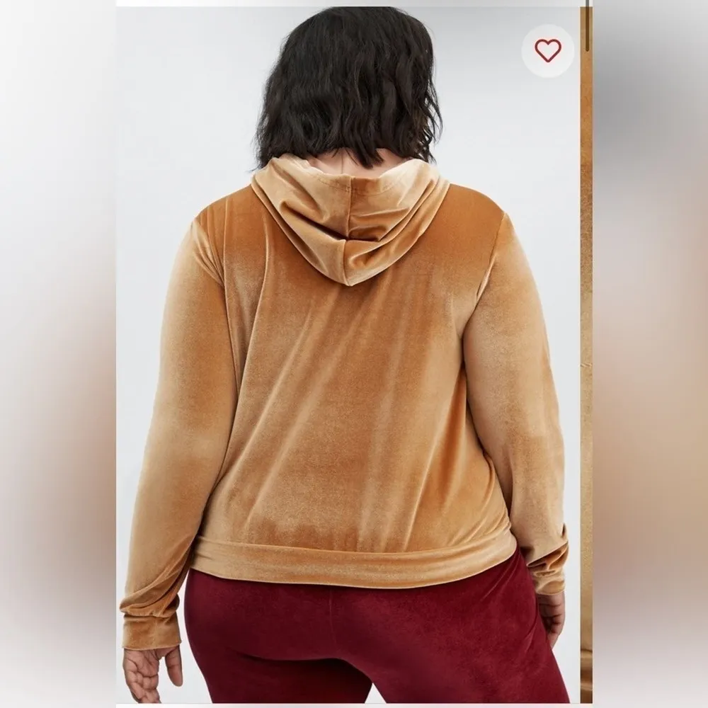 Fabletics x Vanessa Hudgens - Donna Velour Hoodie in Cherry Burst NWT - Image 2